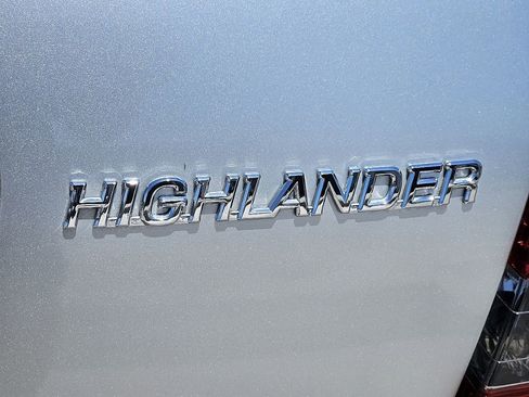 Used 2006 Toyota Highlander Limited FWD image 13