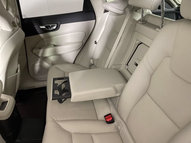 Certified 2025 Volvo XC60 T8 Plus w/ Protection Package Premier AWD/4WD image 25