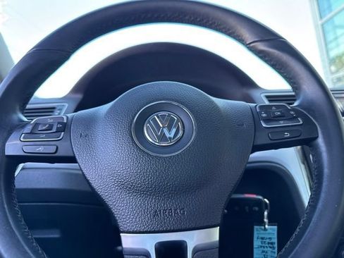 Used 2013 Volkswagen Passat TDI SE FWD image 16