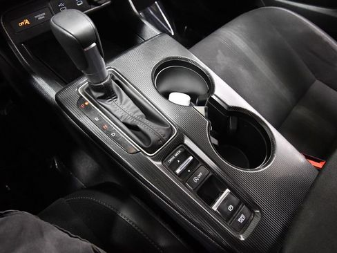 Certified 2025 Honda Civic Sport image 26