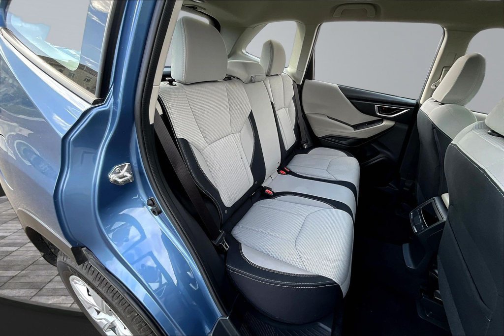 Used 2022 Subaru Forester AWD/4WD image 25