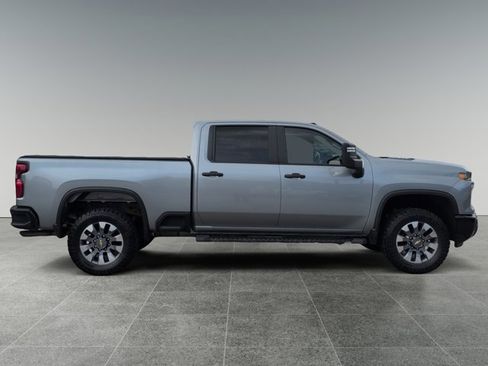 Used 2024 Chevrolet Silverado 2500 Custom w/ Custom Value Package AWD/4WD image 6