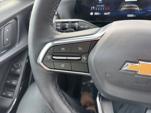 Used 2025 Chevrolet Equinox LT image 11