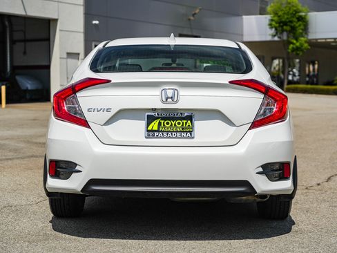 Used 2017 Honda Civic EX image 7