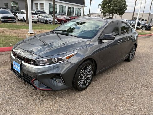 Used 2024 Kia Forte GT-Line image 3