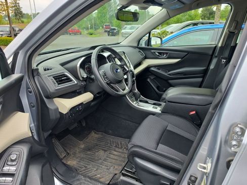 Used 2019 Subaru Ascent Premium w/ Popular Package #2A AWD/4WD image 2