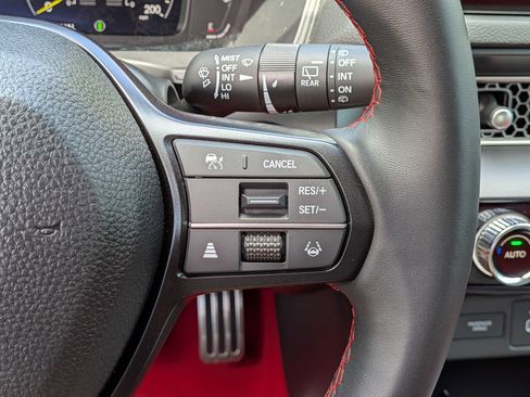 Used 2025 Honda Civic Type R image 10