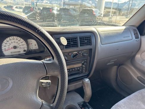 Used 2002 Toyota Tacoma PreRunner RWD image 14