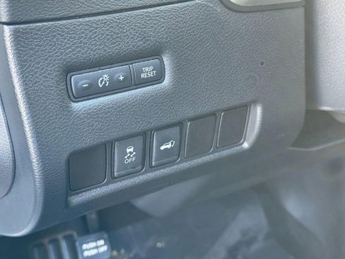 Used 2017 Nissan Murano SL w/ SL Technology Package image 18