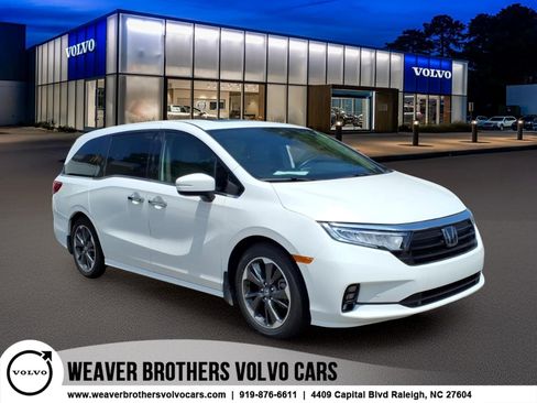 Used 2023 Honda Odyssey Elite image 1