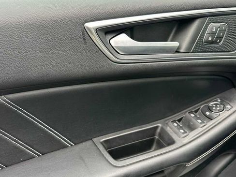 Used 2022 Ford Edge ST w/ Equipment Group 401A image 10