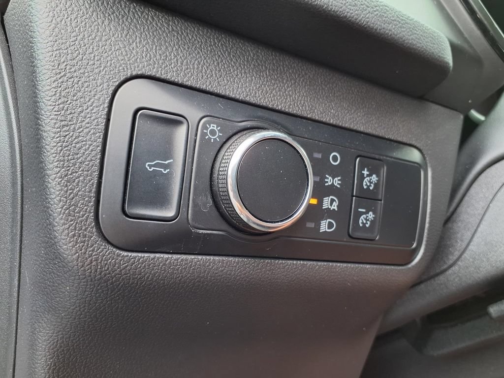 Used 2024 Ford Escape ST-Line w/ Tech Pack #1 AWD/4WD image 18