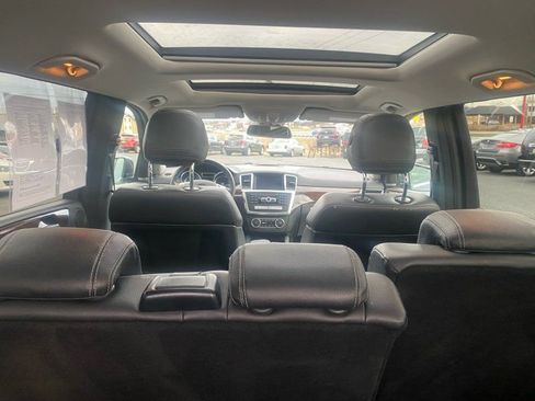 Used 2014 Mercedes-Benz GL 450 4MATIC image 10