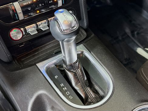 Used 2019 Ford Mustang GT w/ Equipment Group 301A RWD image 20