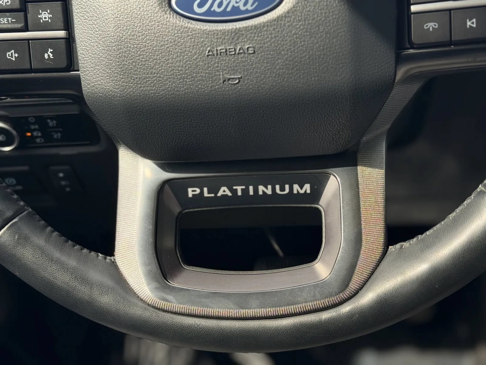 Used 2024 Ford F150 Platinum w/ FX4 Off-Road Package AWD/4WD image 25