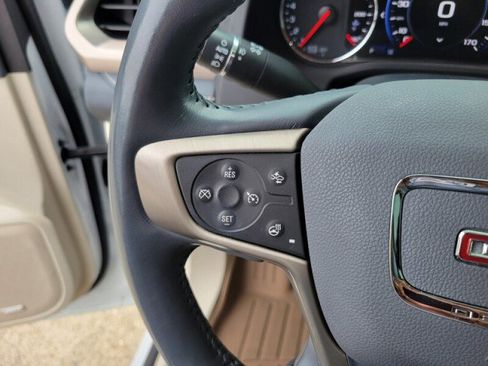 Used 2022 GMC Acadia Denali w/ Denali Ultimate Package image 19