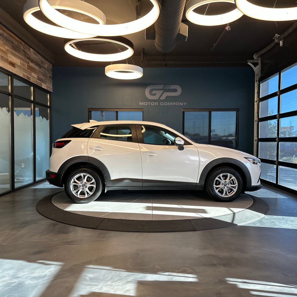 Used 2019 MAZDA CX-3 Sport w/ Sport I-ACTIVSENSE Package FWD image 2