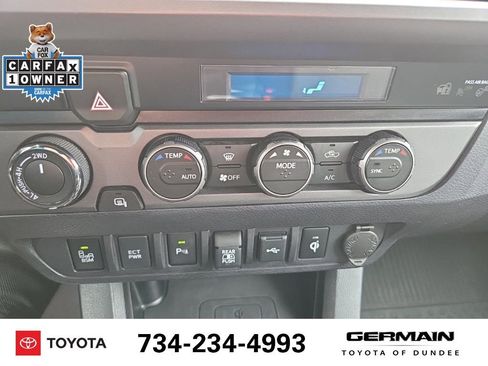 Used 2021 Toyota Tacoma TRD Off-Road w/ Technology Package AWD/4WD image 30