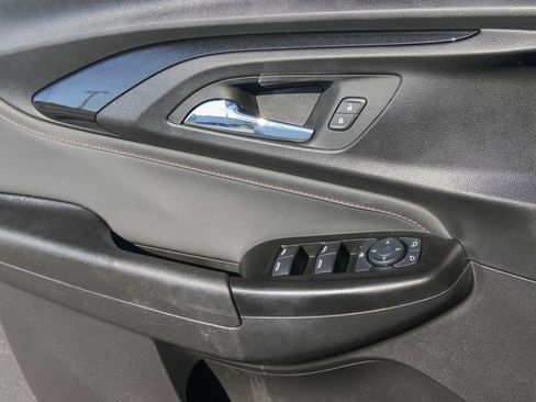 Used 2021 Chevrolet TrailBlazer RS w/ Sun and Liftgate Package image 14