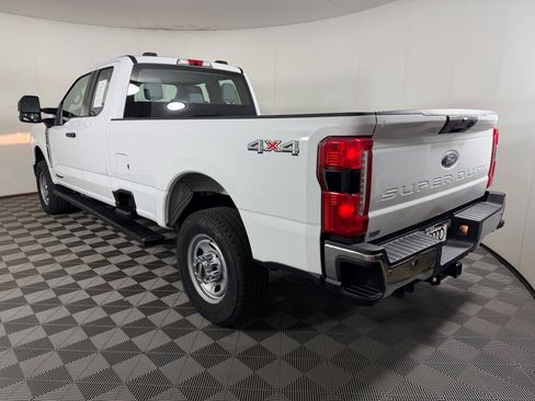Used 2023 Ford F350 XL w/ 360-Degree Camera Package AWD/4WD image 3