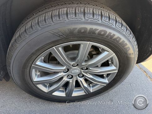 Used 2020 Cadillac XT4 Premium Luxury AWD/4WD image 6