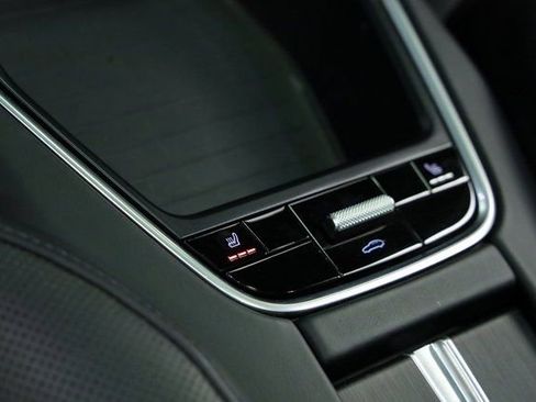 Used 2020 Porsche Panamera GTS image 44