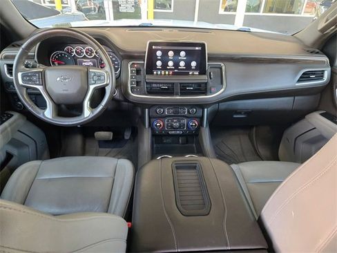 Used 2021 Chevrolet Tahoe Z71 w/ Luxury Package image 18