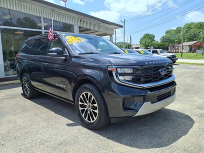 Used 2025 Ford Expedition Platinum