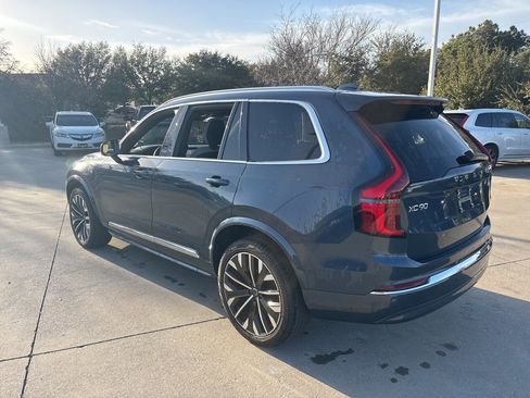 Used 2025 Volvo XC90 B6 Plus image 7