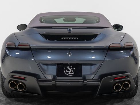 Used 2025 Ferrari Roma Spider image 16