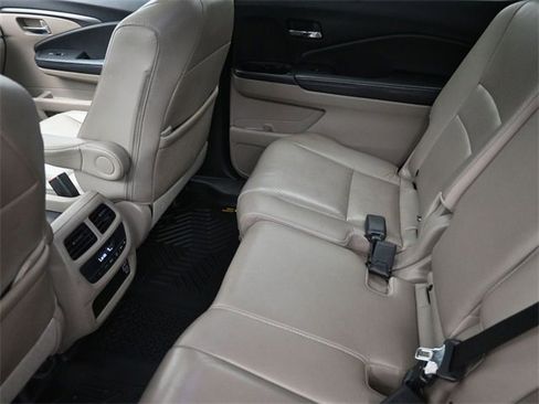 Used 2019 Honda Pilot EX-L image 22