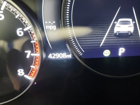 Used 2024 MAZDA MAZDA3 s image 28