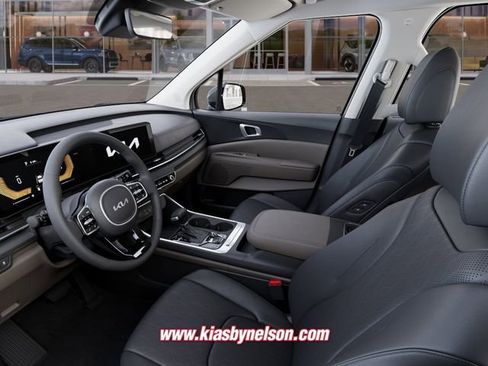 New 2026 Kia Carnival EX FWD image 19