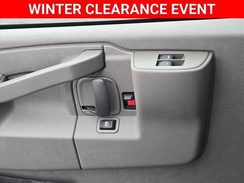 New 2025 Chevrolet Express 3500 Work Van w/ Power Convenience Package image 30