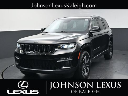 Used 2023 Jeep Grand Cherokee 4WD 4xe image 5