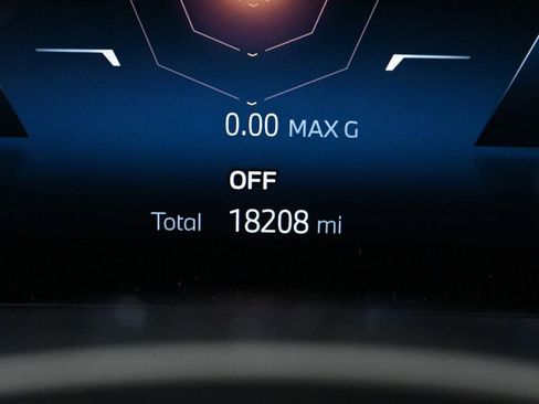 Used 2023 BMW 740i w/ Parking Assistance Package image 12