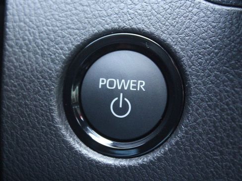 Used 2026 Toyota Camry XSE w/ Premium Package FWD image 6