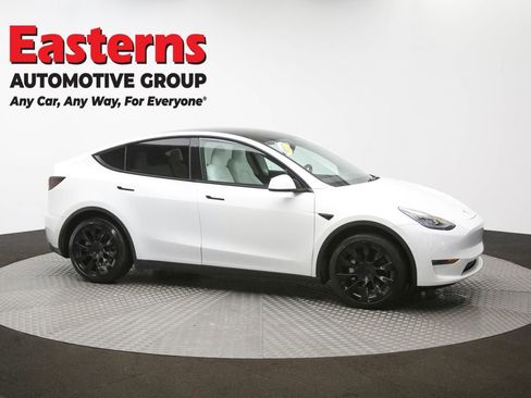 Used 2020 Tesla Model Y Long Range image 43