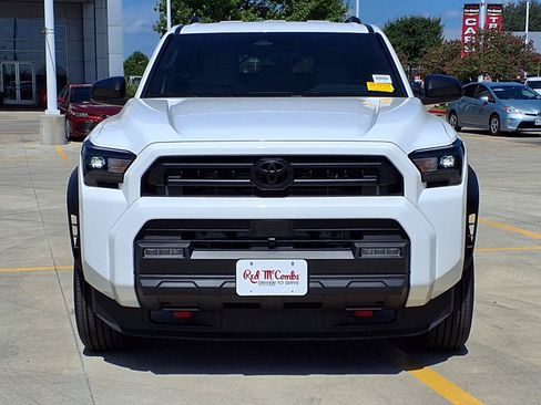 Certified 2026 Toyota 4Runner SR5 AWD/4WD image 2