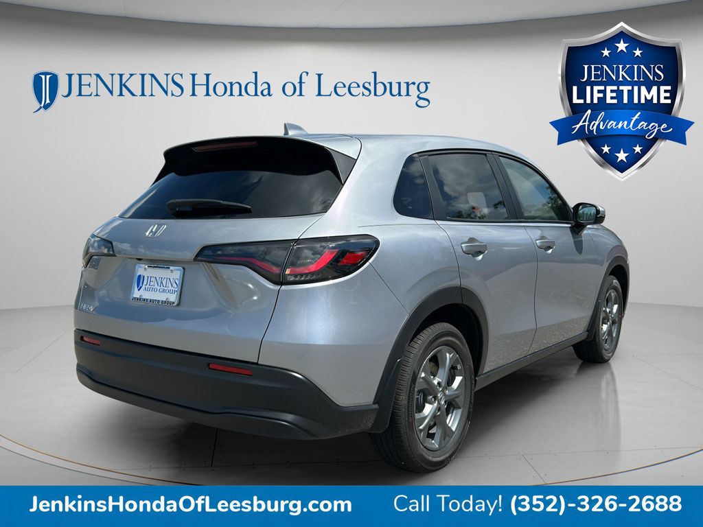 New 2027 Honda HR-V LX image 3