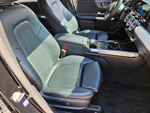 Certified 2021 Mercedes-Benz GLB 250 image 19