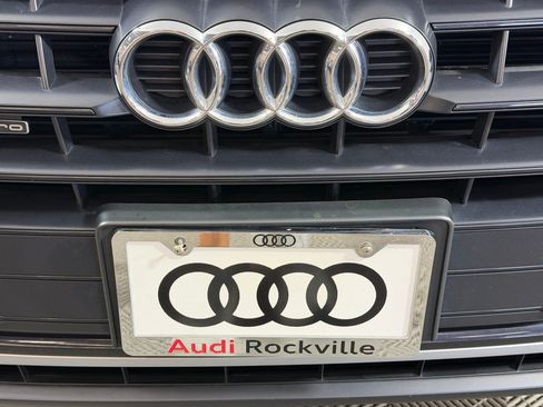 Used 2019 Audi Q5 2.0T Premium Plus w/ Premium Plus Package AWD/4WD image 26