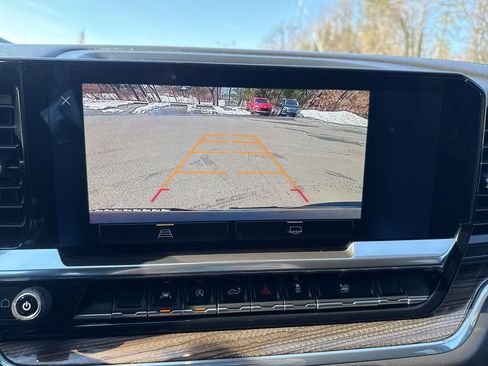 Used 2024 Chevrolet Silverado 1500 LT image 32