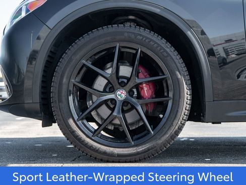 Used 2018 Alfa Romeo Stelvio Sport w/ Quick Order Package 22J Sport image 9