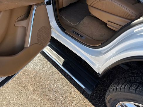 Used 2016 Cadillac Escalade Platinum image 34