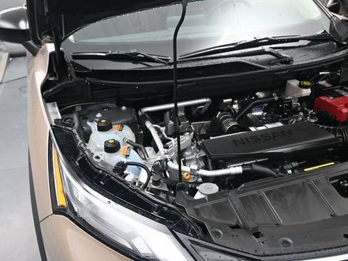 Used 2026 Nissan Rogue SV AWD/4WD image 42