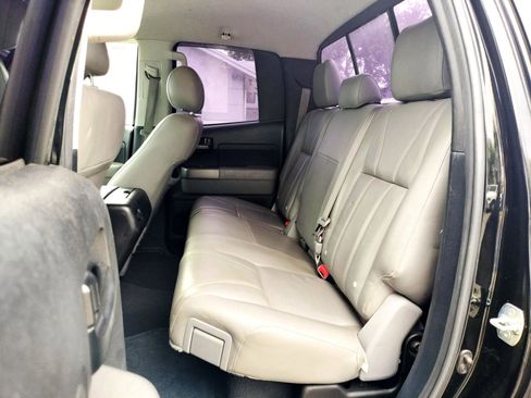 Used 2012 Toyota Tundra 4x4 Double Cab w/ SR5 Pkg image 16
