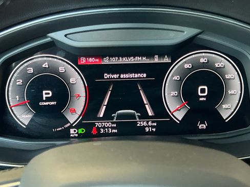 Used 2021 Audi Q7 3.0T Prestige w/ Prestige Package AWD/4WD image 27