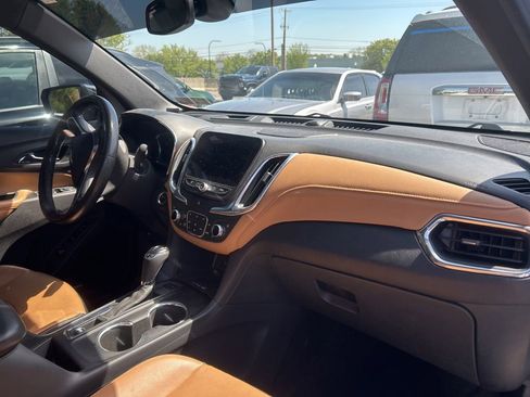 Used 2020 Chevrolet Equinox Premier AWD/4WD image 13