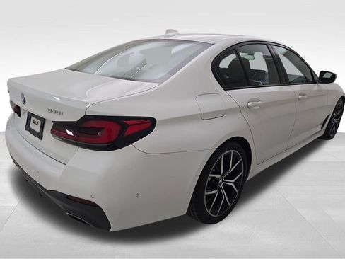 Certified 2022 BMW 530i xDrive 530i xDrive w/ M Sport Package image 9